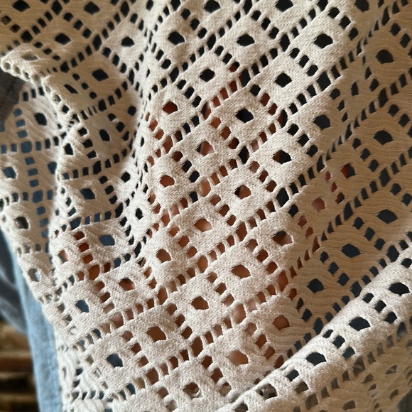 Free People button down with lacy back, women’s size small - Picture 7 of 8